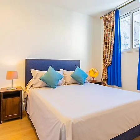 Exceptional With Private Parking Апартаменты