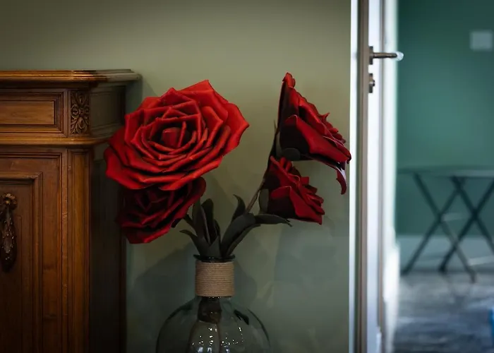 Exceptional With Private Parking アパート *