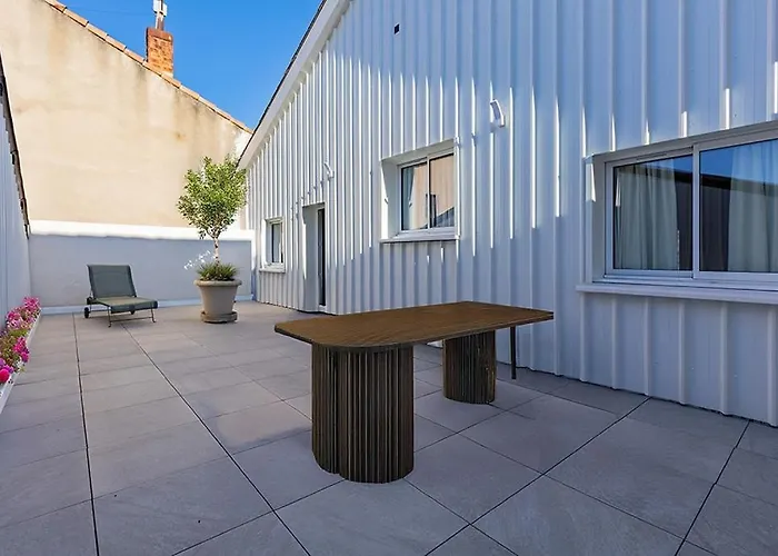 Daire Exceptional With Private Parking Frontignan