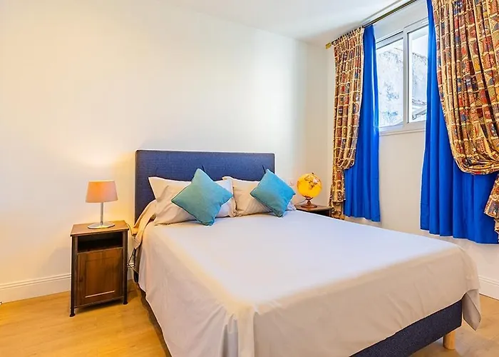 Exceptional With Private Parking Daire